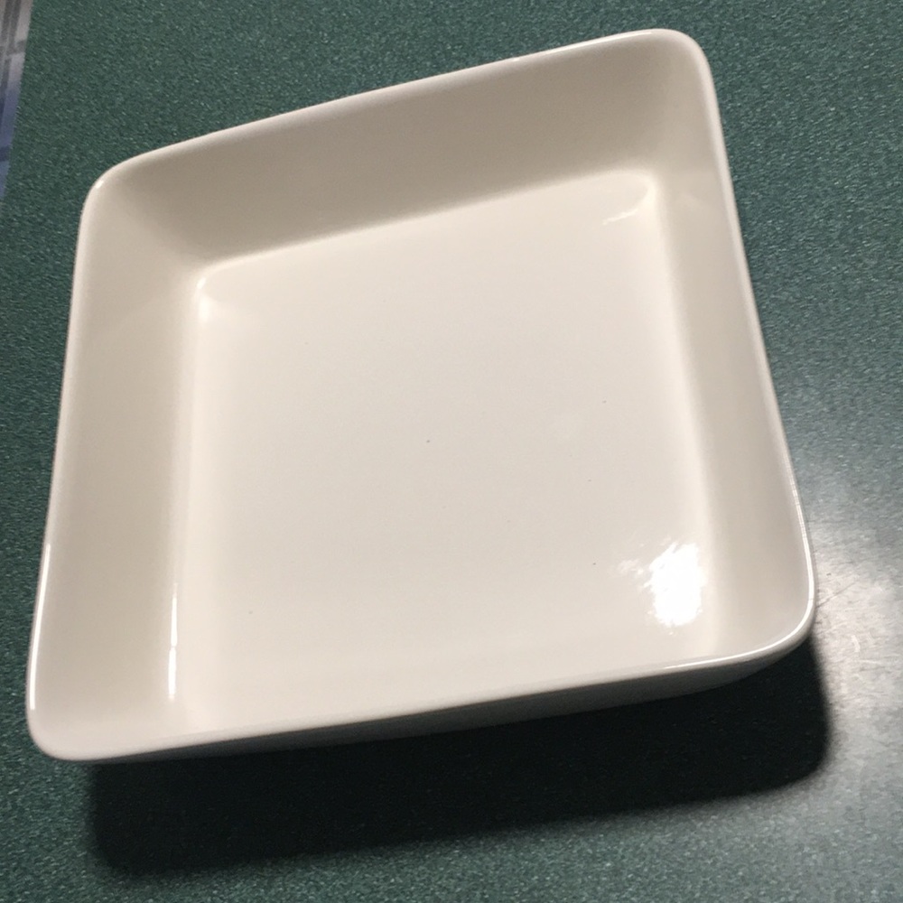 10 Strawberry Street Bake dish